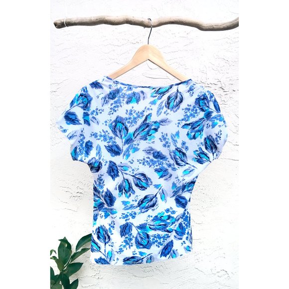 J. Jill Stretchy Blue Floral Airy Top (SP) - Picture 2 of 4